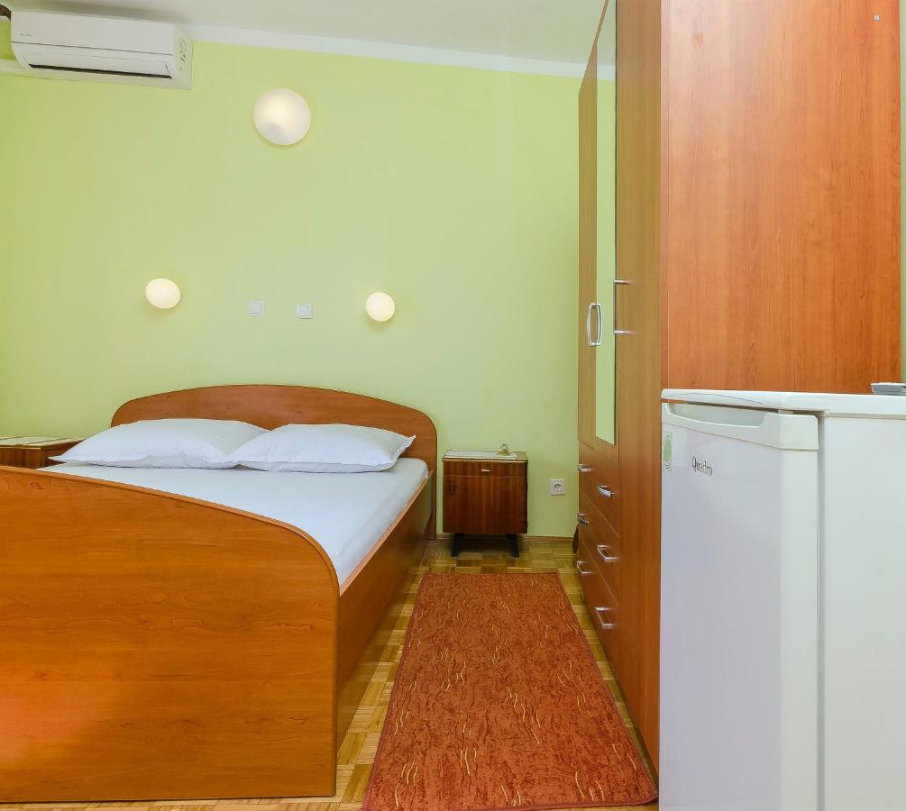 Rooms Dejana Vodice Kültér fotó